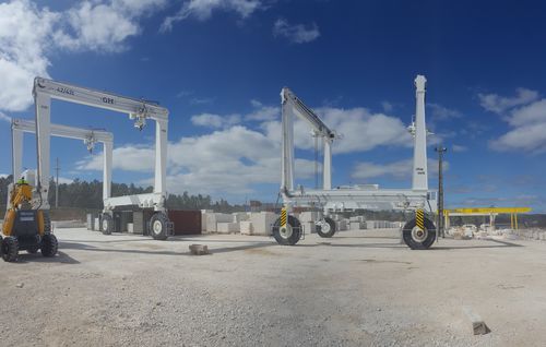 Shipyard crane - GH Cranes & Components - articulated / for heavy loads / gantry