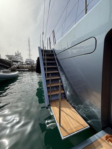 Yacht gangway - OLYMPUS - SWISS CARBON Marine Systems - retractable / manual / remote-controlled