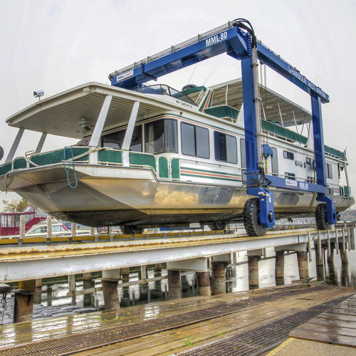 All-wheel steering travel lift - MML-80 - CONOLIFT - remotely controlled / four-wheel drive
