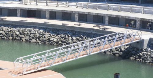 Dock gangway - Standard - Ronáutica Quality Marinas SLU - lightweight