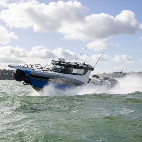 Outboard inflatable boat - 12M - Sealegs International Limited - twin-engine / rigid / hard-top