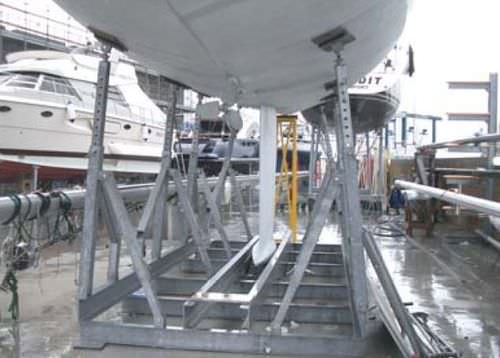 Sailboat cradle - ALTO SERVICE ITALIA S.r.l. - mobile / galvanised steel