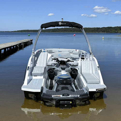 jet-ski propelled center console boat - SEALVER