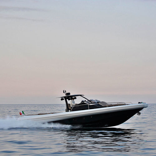 Sterndrive inflatable boat - MX-14 CLASSIC  - Cantieri Magazzù - diesel / twin-engine / RIB
