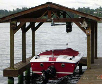 Boat lift - 2-Point Pick Up  - Lunmar Boat Lifts - floating / sheltered