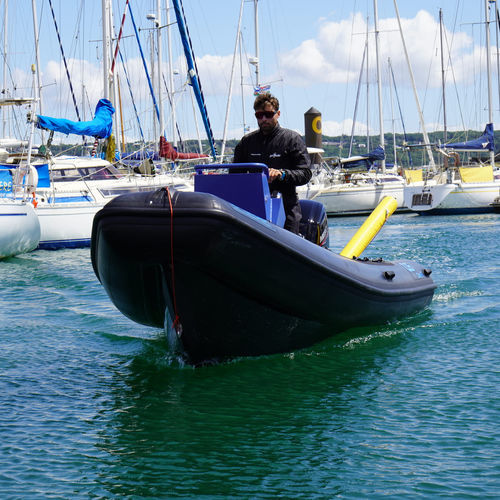 Outboard inflatable boat - IQ6  - 3D MARINE - rigid / center console / open