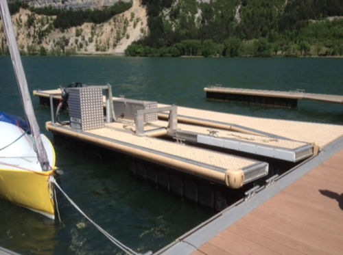 Waste water recovery barge - CEI - multihull