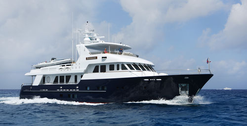 Cruising motor yacht - M/Y Boundless - Inace - flybridge / displacement / steel