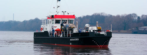 Pollution control boat - NICOLAE ZEICU - Fassmer - inboard / aluminum