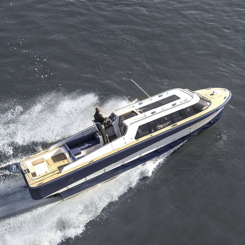 Partially enclosed lifeboat -  TL-Limo 1100 - Fassmer - for ships