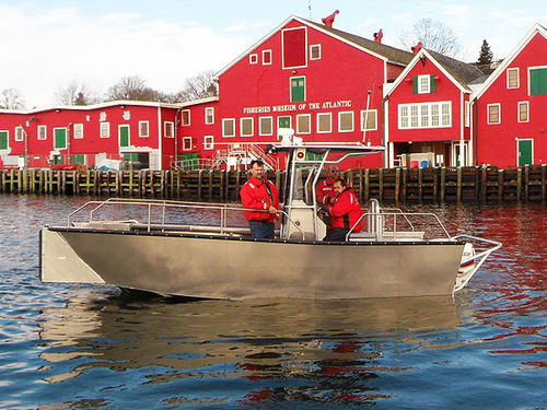 Landing craft - 18’ - ABCO Industries Limited - outboard / aluminum