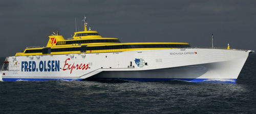 Trimaran car ferry - BENCHIJIGUA EXPRESS - Austal USA - high-speed