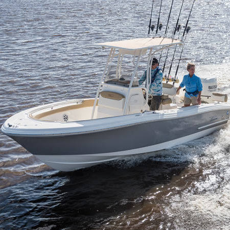 Outboard center console boat - Sportfish 202 - PIONEER BOATS - sport-fishing / 8-person max. / sundeck