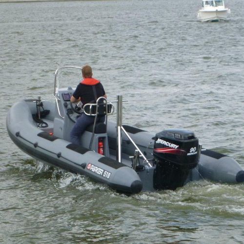 Outboard inflatable boat - 510 - Parker RIBS - rigid / with jockey console / 6-person max.