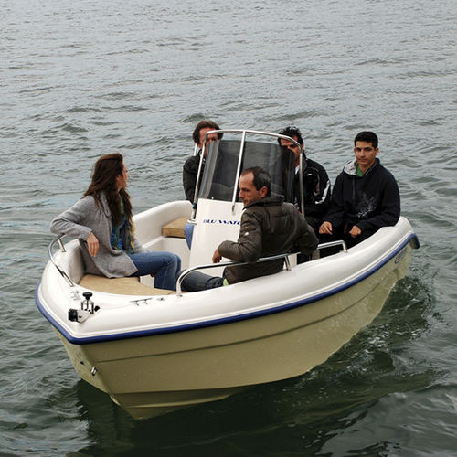 Outboard center console boat - BLU WATER 5.40 - Biskinis Bros S.A. - side console / sport / 7-person max.