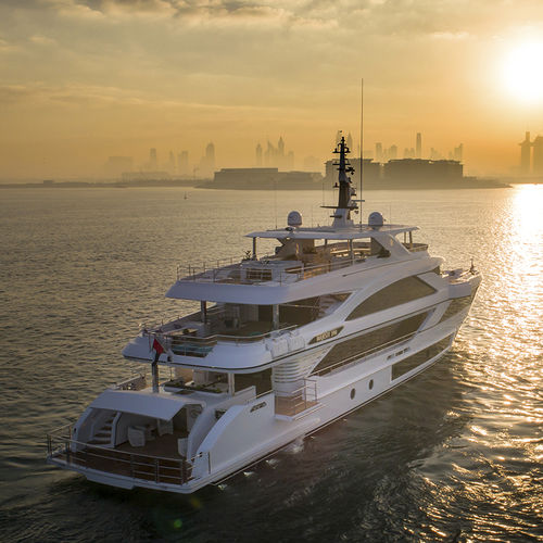 Cruising super-yacht - 140 - Majesty Yachts - flybridge / wheelhouse / shaft drive