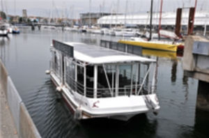 Sightseeing boat - Charles Hennessy II Cognac  - Alternatives Energies - catamaran / electric