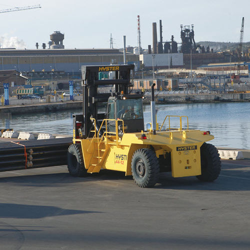Harbor forklift - H36-48XD - Hyster - terminal / Ro-Ro