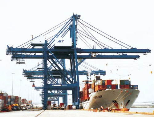 Post-Panamax container gantry crane - DIESEL ENGINE GENERATOR TYPE - 50 LT - Hyundai Samho Crane Division