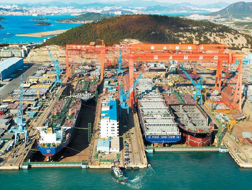 Shipyard crane - 3 - Hyundai Samho Crane Division - gantry