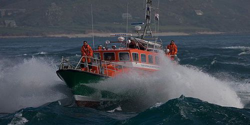 Professional rescue boat - Bernard Shipyard - inboard
