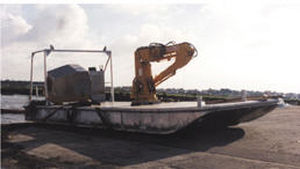 Work barge - Bernard Shipyard - inboard