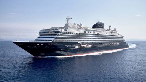 Cruising cruise ship - Explora II - Fincantieri - Cantieri Navali Italiani