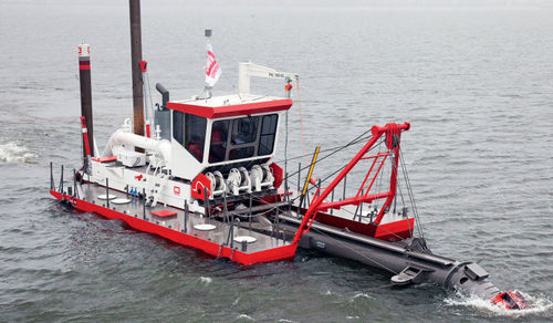 Work boat - Beaver® 40 - Royal IHC - cutter-suction dredge / catamaran / inboard
