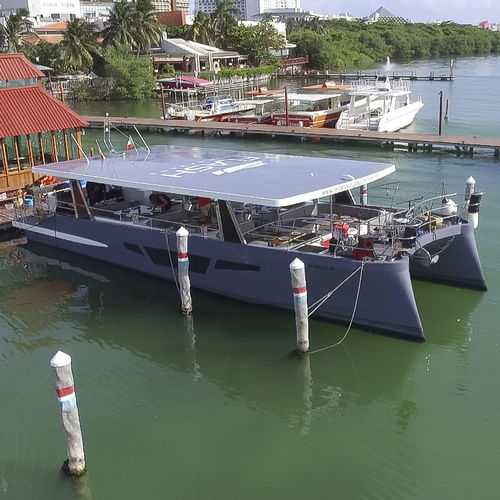 Catamaran motor yacht - FLASH CAT 58 PASSENGER - Flash Catamarans - charter / hard-top