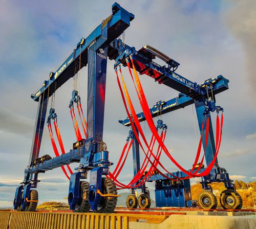 Remotely controlled travel lift - BL220TLA-90°RC - BOAT LIFT - all-wheel steering / for heavy loads / with adjustable crossbeam