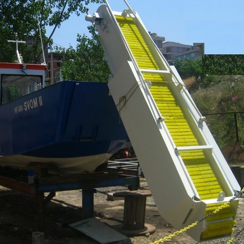 Brush oil skimmer Mavi Bow series Mavi Deniz