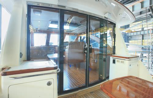 Sliding door - MAN SHIP machinery & Hardware co. - for boat / curved / glazed