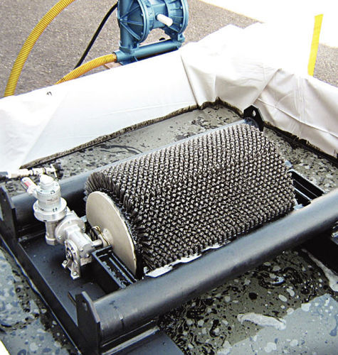 Brush oil skimmer - Zenit Ambiente
