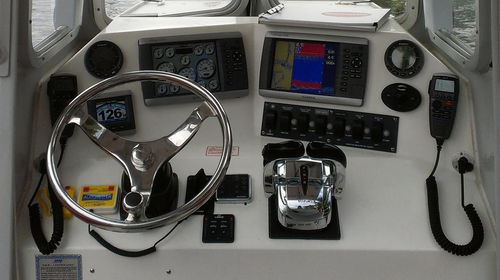 Boat wheelhouse - ALBACORE - Pacific Pilothouse