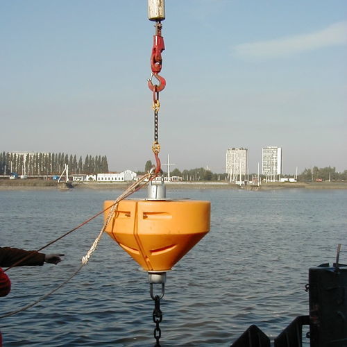 Mooring buoy - COMPACT  - Mobilis - for terminals / polyethylene (PE)