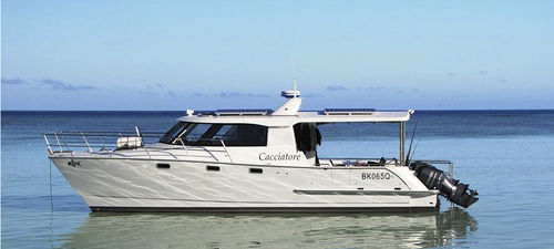 Catamaran express cruiser - Cacciatore - LOMOcean Design - inboard