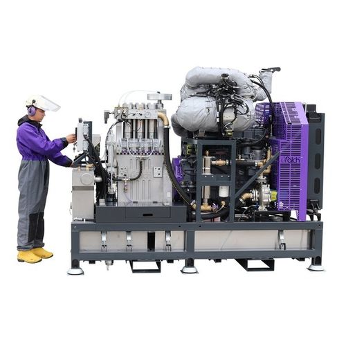 Shipyard high-pressure cleaner - 250  - Falch - skid-mounted / diesel engine