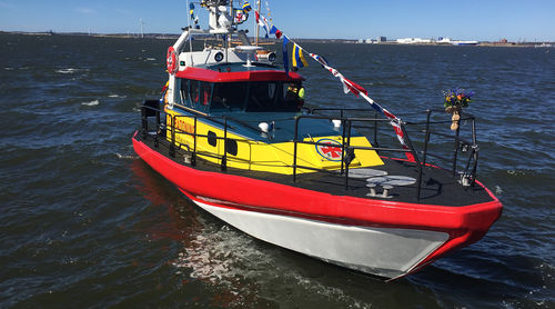 Search and rescue boat - 12 M - Swede Ship Marine AB - inboard waterjet / fiberglass / self-righting