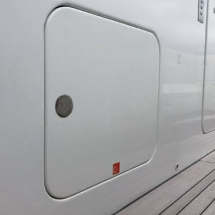 Boat deck hatch - WALL - Metalstyle Srl - square / opening / aluminum