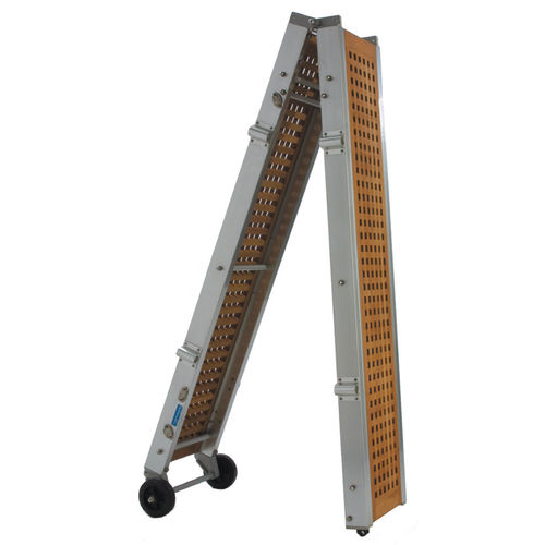 Boat gangway - NAOMI 2 - Metalstyle Srl - folding / manual / aluminum