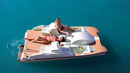 5-person pedal boat - DIAMOND - AQUABLUE - polyester / blue / yellow