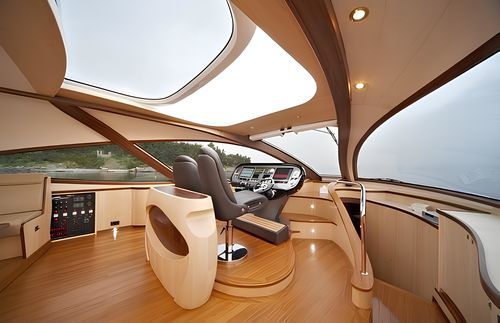 Yacht glass panel - Curved - AYDIN ACAR YACHT GLASS DENIZCILIK A.S. - tempered / laminated
