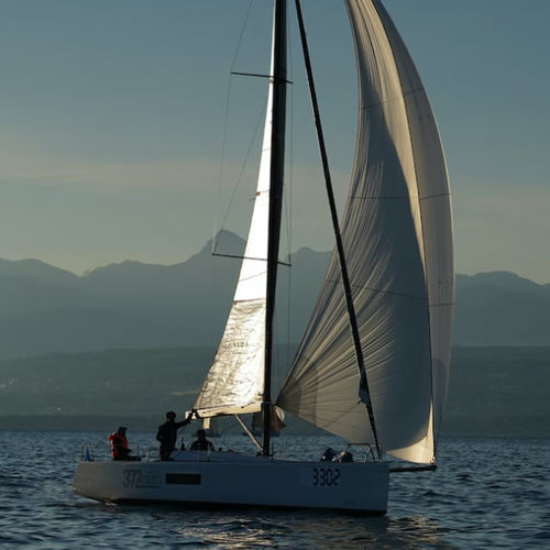 Day-sailer - ESSE 330 - Esse Boats - 1-cabin / lifting keel / with bowsprit