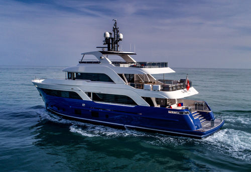 Cruising super-yacht - GATTO - Cantiere Delle Marche - raised pilothouse / 5-cabin