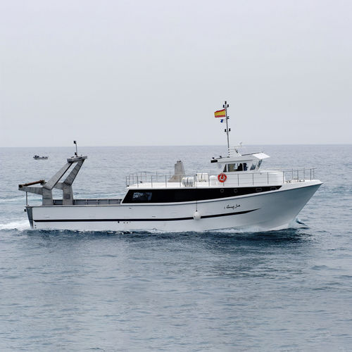 Fishing trawler - 3500 - 3000 TW - ARESA SHIPYARD - inboard / GRP