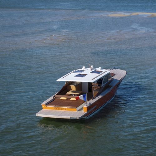 Cruising motor yacht - ALEXANDRA - DUBOURDIEU - classic / open / inboard