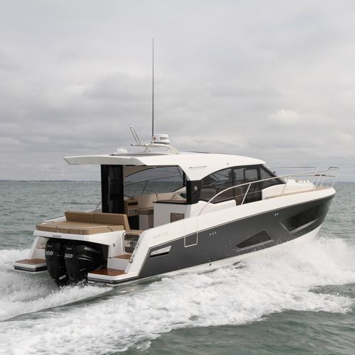 Outboard express cruiser MONACO 110 Parker Poland twinengine