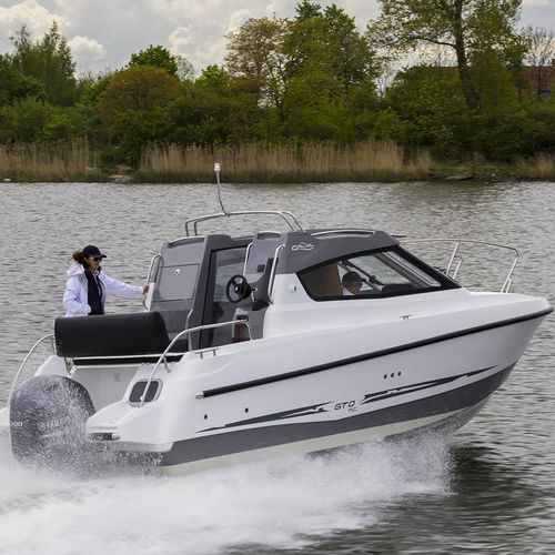 Outboard cabin cruiser - 670 Middle - Galia Boats - hard-top ...