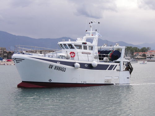 Fishing trawler - TALISMAN - MARTINEZ CONSTRUCTIONS NAVALES - inboard / diesel / polyester