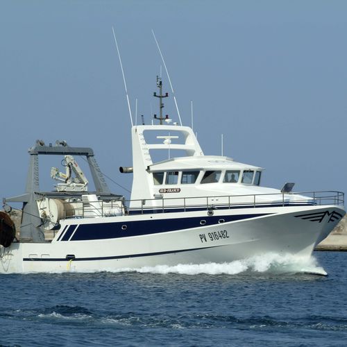 Fishing trawler - OUD-FRASCO - MARTINEZ CONSTRUCTIONS NAVALES - inboard / diesel / polyester